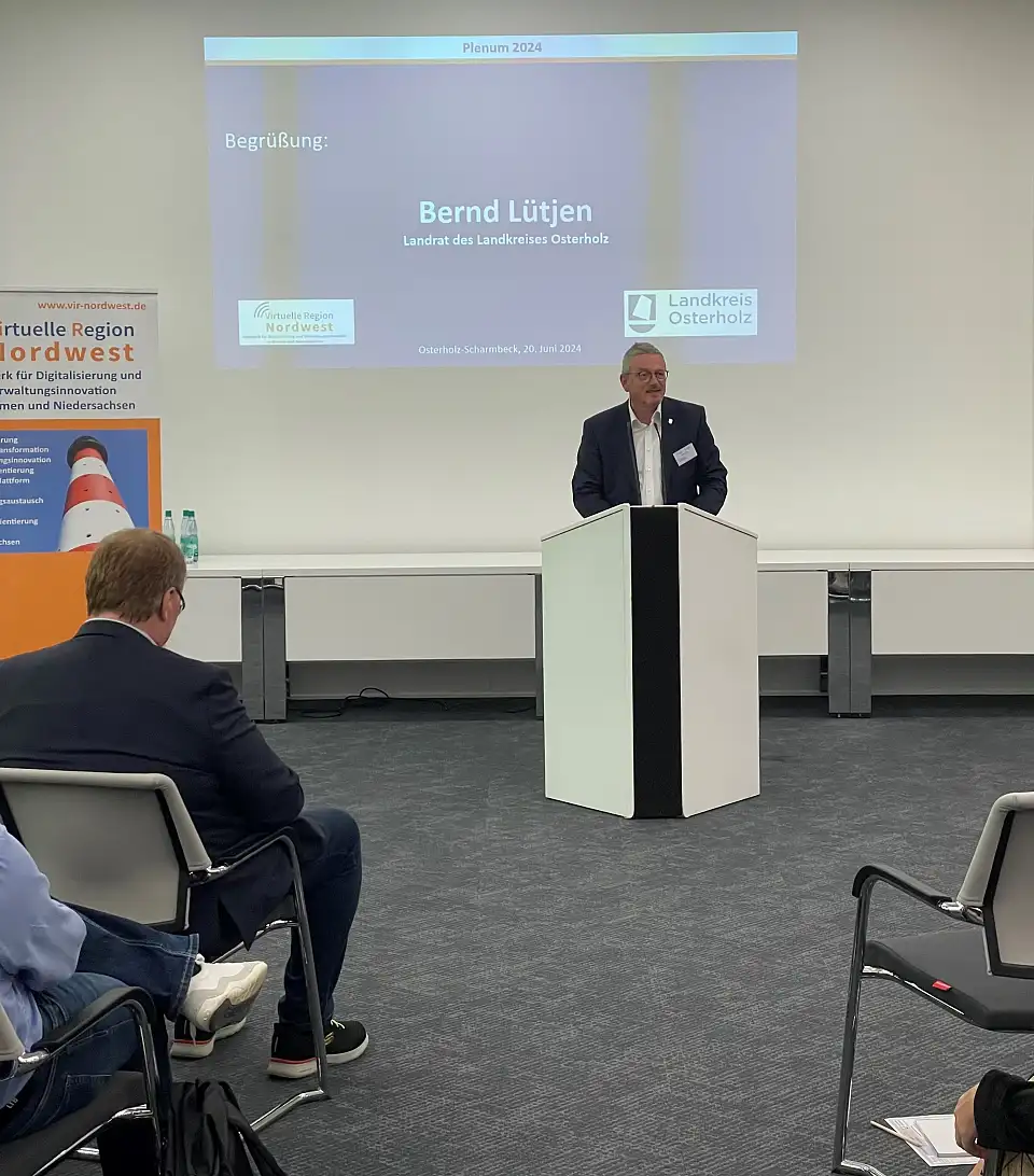 Begr&uuml;&szlig;ung Landrat Bernd L&uuml;tjen